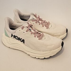 Women's Hoka One One Arahi 8 size 10